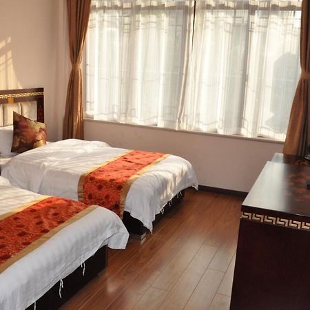 Holly'S Hostel Чэнду Номер фото